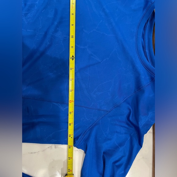 Reel Legends, Keep-it-Cool, Women’s Size L.  Blue with a slight blue print. - Picture 7 of 9